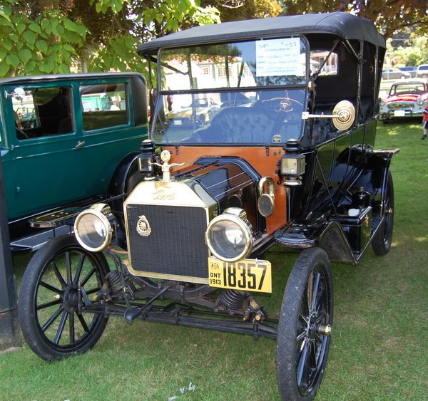 [oldestcarinshow.jpg]