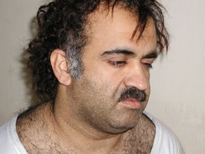[800px-Khalid_Sheikh_Mohammed3.jpg]